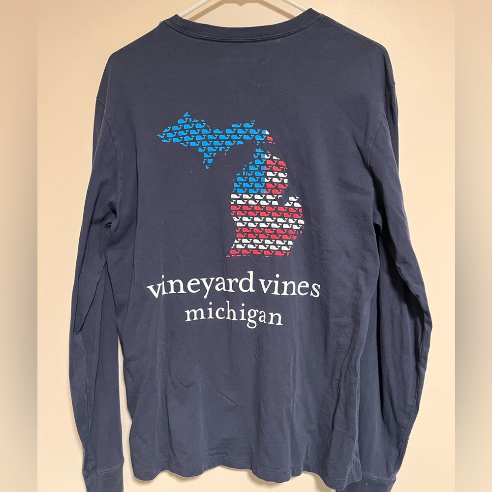 Vineyard vines Michigan shirt small